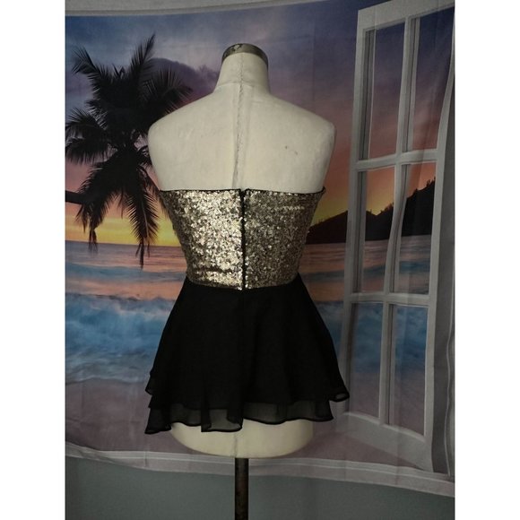 Do & Be strapless gold Sequin Top Form fitting with light flowy bottom Medium - Picture 2 of 4